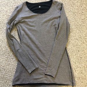 Long sleeve, navy and white